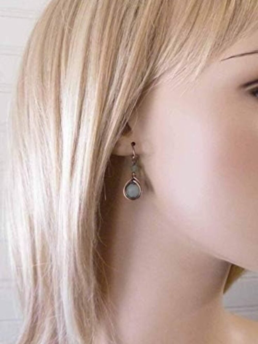 Handcrafted Copper Earrings with Green Aventurine Gemstones - Unique Boho Style - Picture 3 of 7